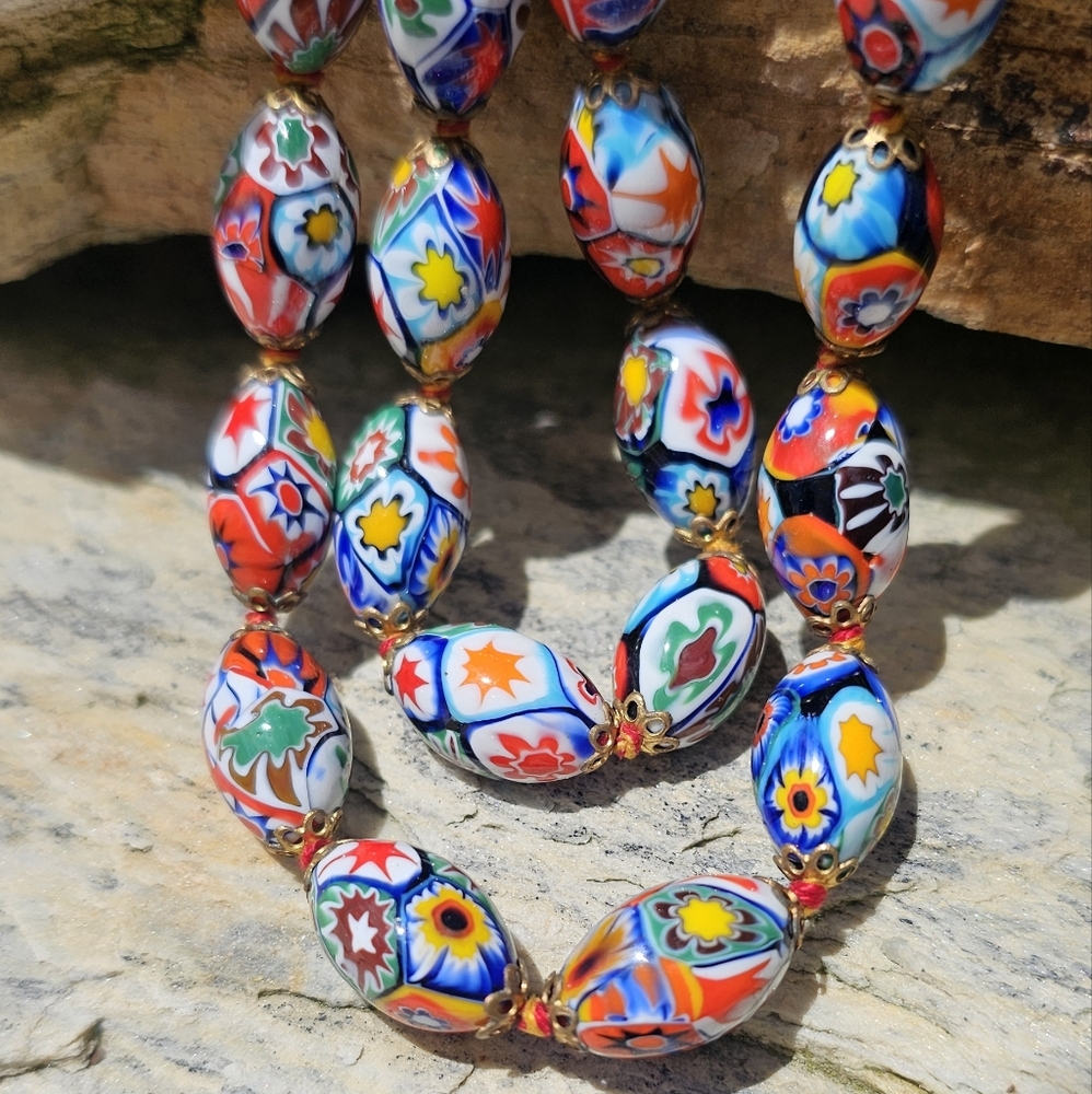 VTG VENETIAN MURANO MORETTI MILLEFIORI GLASS BEAD SET - Picture 4 of 12